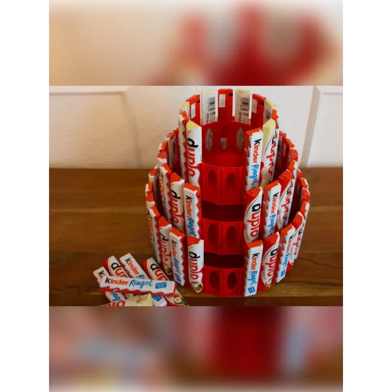 Çikolata Pasta Standı – Kinder Riegel ve Duplo ile Uyumlu, 3 Katlı