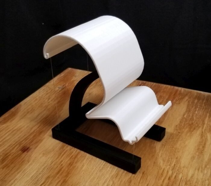 Havada duran tensegrity telefon standı 2